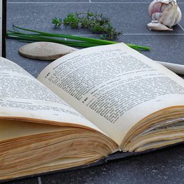 Храненето на децата в детските градини и училищата