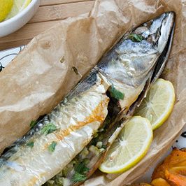 Печена риба в хартия